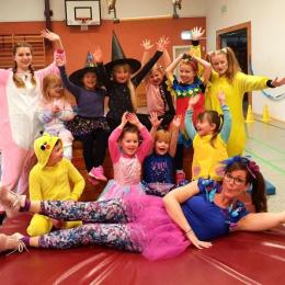 Karneval Kinderturnen 3.jpg